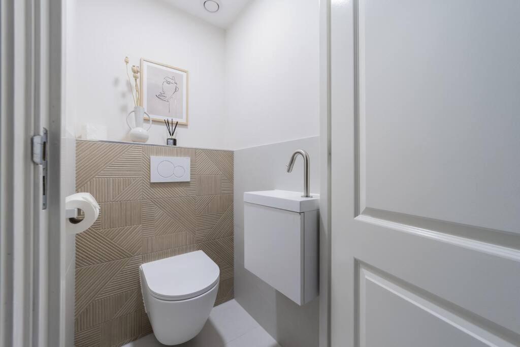 Haya Sieview - 'zwarte Pad' Apartment Den Haag