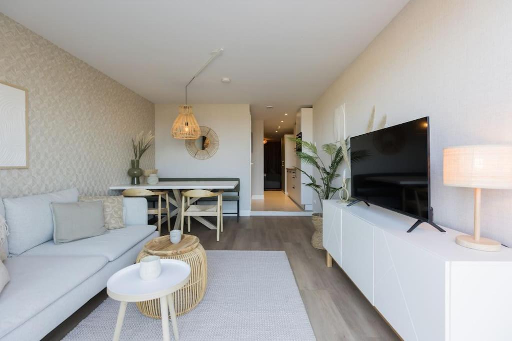 Haya Sieview - 'zwarte Pad' Apartment