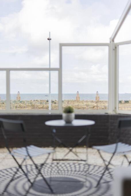 Haya Sieview - 'zwarte Pad' Apartment The Hague